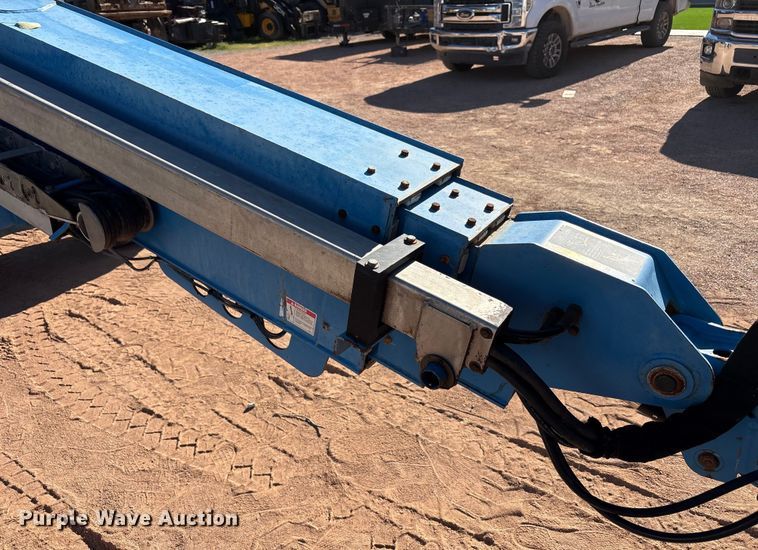 image for item EF6213 2014 Genie S-60X boom lift