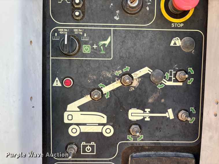 image for item EF6213 2014 Genie S-60X boom lift