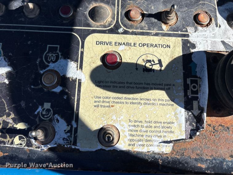 image for item EF6213 2014 Genie S-60X boom lift