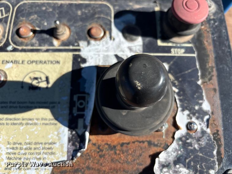 image for item EF6213 2014 Genie S-60X boom lift