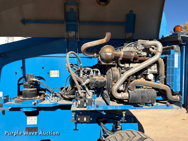 image for item EF6213 2014 Genie S-60X boom lift