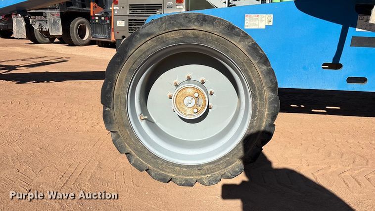 image for item EF6213 2014 Genie S-60X boom lift