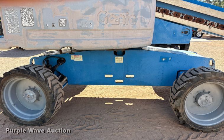 image for item EF6214 2008 Genie S-65 boom lift