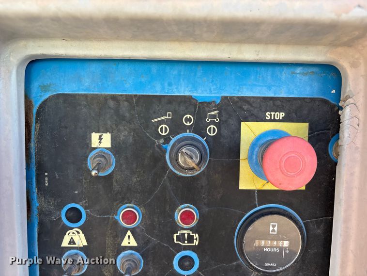 image for item EF6214 2008 Genie S-65 boom lift