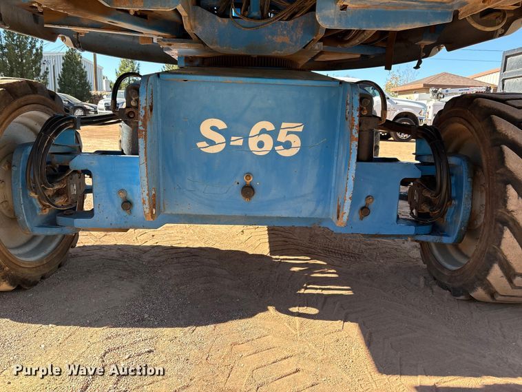 image for item EF6214 2008 Genie S-65 boom lift