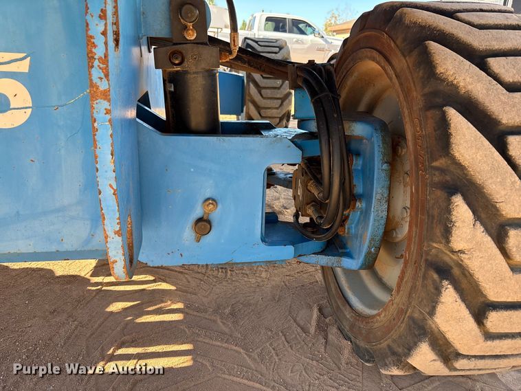 image for item EF6214 2008 Genie S-65 boom lift