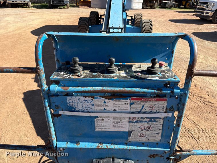 image for item EF6214 2008 Genie S-65 boom lift