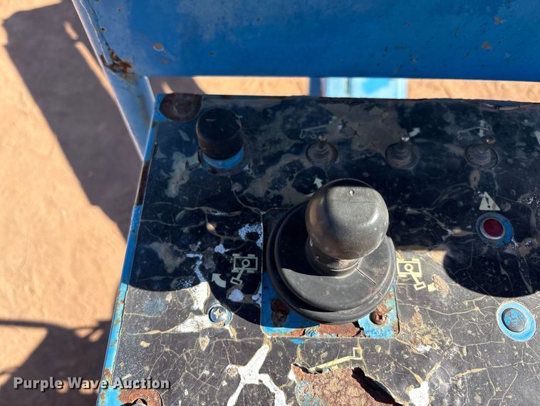 image for item EF6214 2008 Genie S-65 boom lift