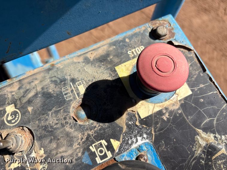 image for item EF6214 2008 Genie S-65 boom lift