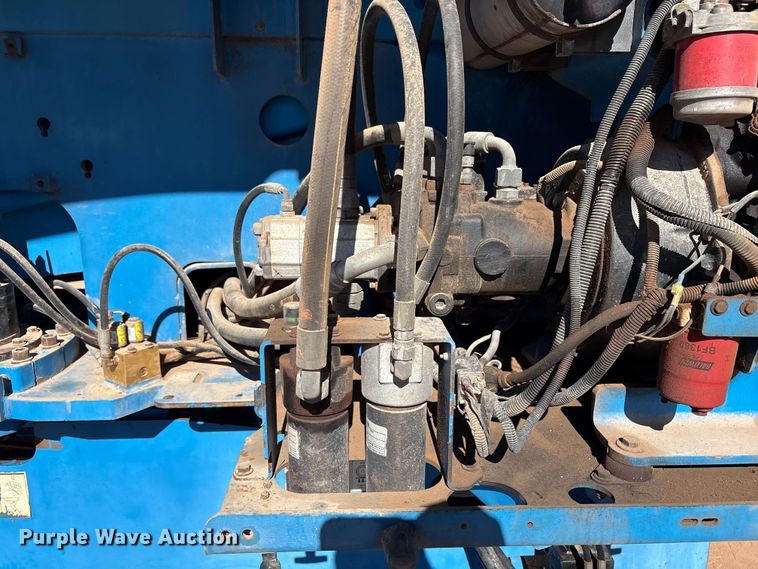 image for item EF6214 2008 Genie S-65 boom lift