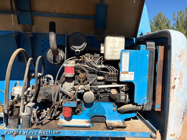 image for item EF6214 2008 Genie S-65 boom lift