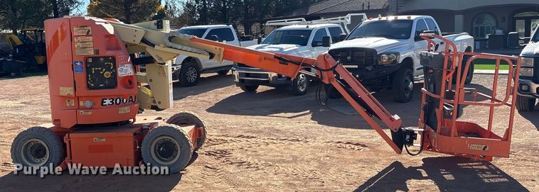 image for item EF6216 2012 JLG E300AJ boom lift