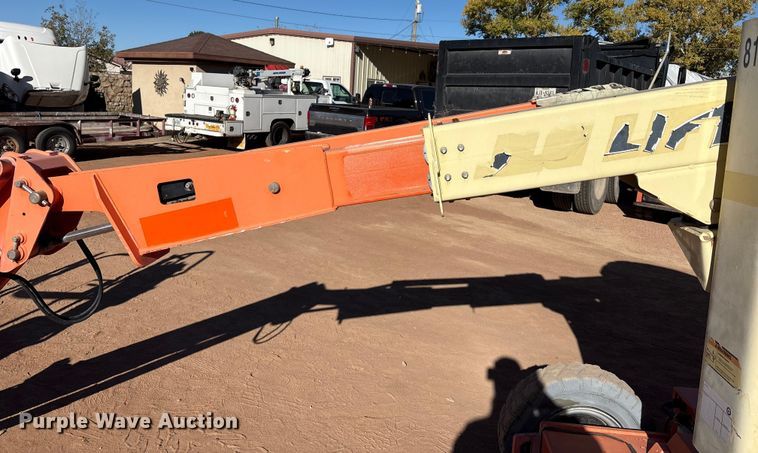 image for item EF6216 2012 JLG E300AJ boom lift