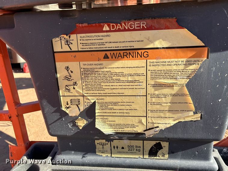 image for item EF6216 2012 JLG E300AJ boom lift