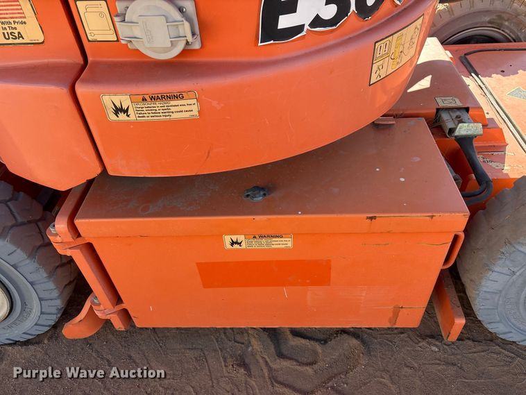 image for item EF6216 2012 JLG E300AJ boom lift