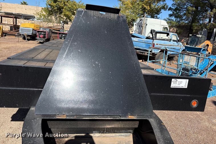 image for item EF6217 2006 Load king 253 TT tilt deck equipment trailer