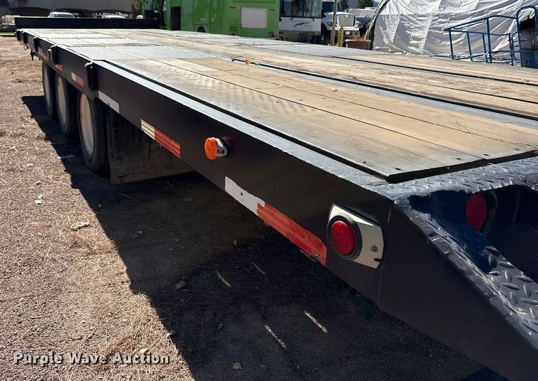 image for item EF6217 2006 Load king 253 TT tilt deck equipment trailer