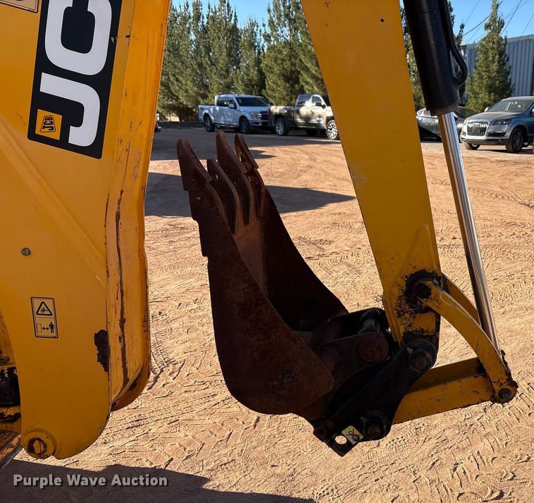 image for item EF6219 2016 JCB 3CX 12L4WS backhoe