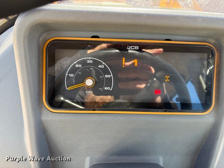 image for item EF6219 2016 JCB 3CX 12L4WS backhoe