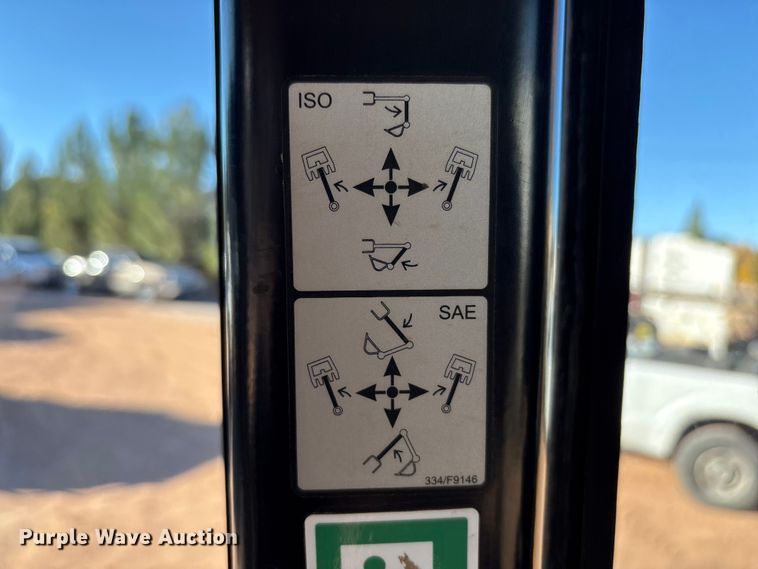 image for item EF6219 2016 JCB 3CX 12L4WS backhoe