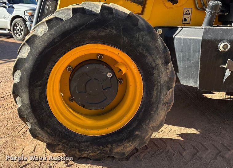 image for item EF6219 2016 JCB 3CX 12L4WS backhoe