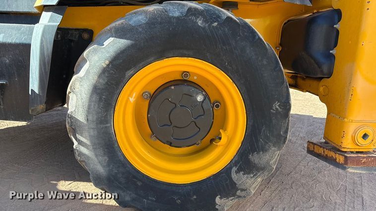 image for item EF6219 2016 JCB 3CX 12L4WS backhoe