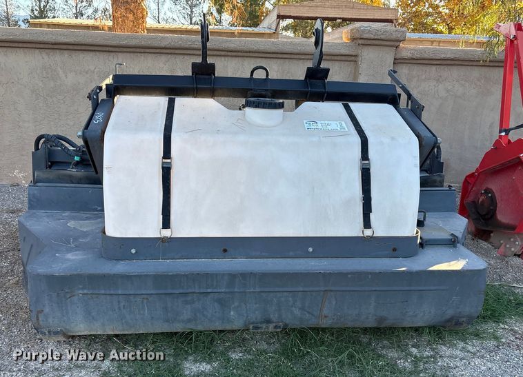 image for item EF6226 Caterpillar BP25 wheel loader sweeper attachment