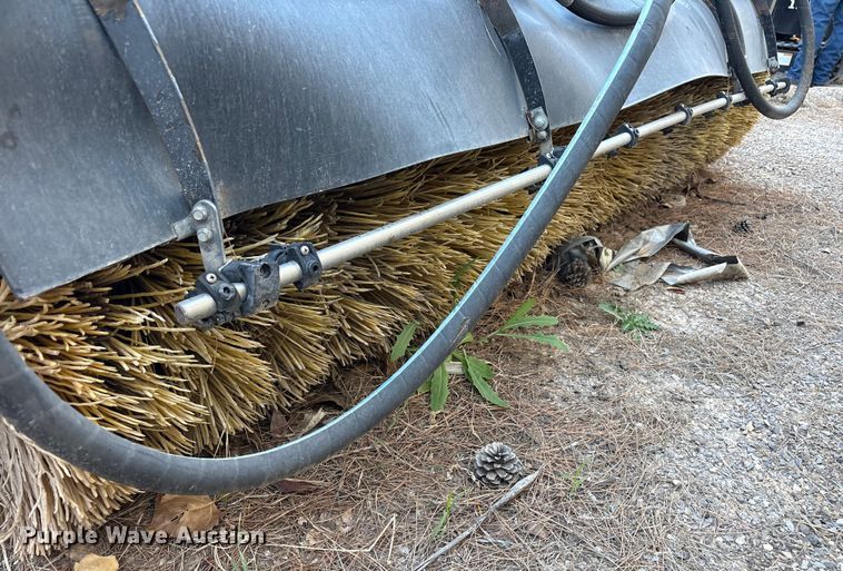 image for item EF6226 Caterpillar BP25 wheel loader sweeper attachment