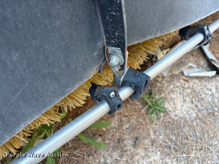 image for item EF6226 Caterpillar BP25 wheel loader sweeper attachment