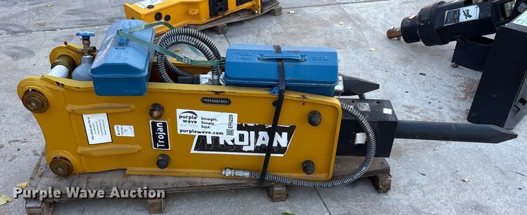 image for item EF6229 2024 Trojan TH50 breaker