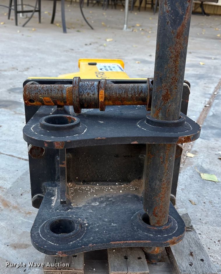 image for item EF6231 2024 Toft Toft450 breaker