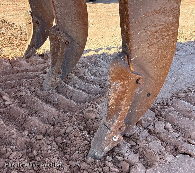 image for item EF6236 2001 Caterpillar D8R dozer