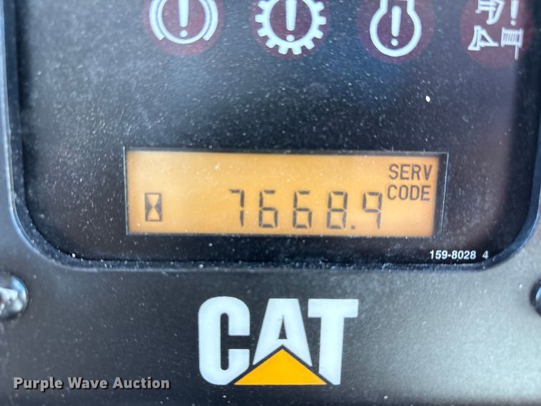 image for item EF6236 2001 Caterpillar D8R dozer