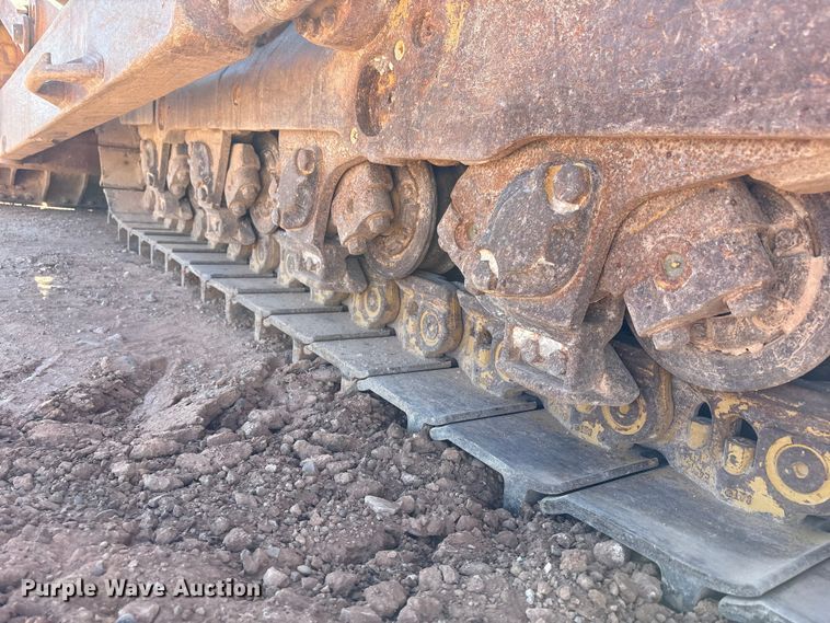 image for item EF6236 2001 Caterpillar D8R dozer