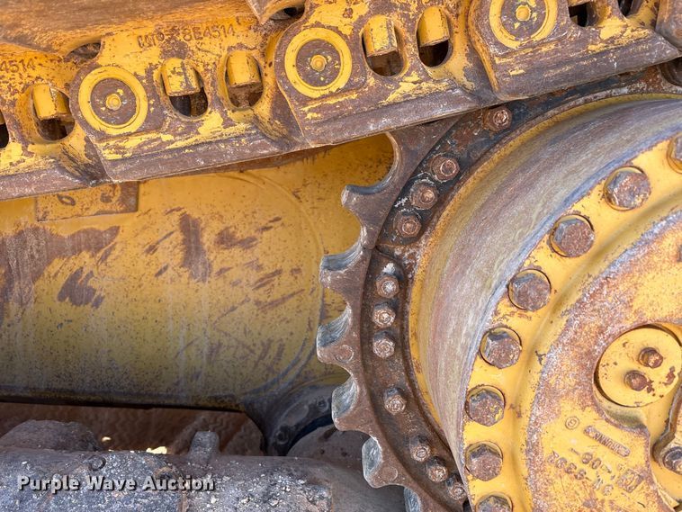 image for item EF6236 2001 Caterpillar D8R dozer