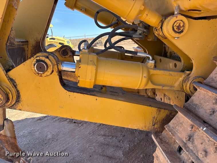 image for item EF6237 2008 Caterpillar D8T dozer