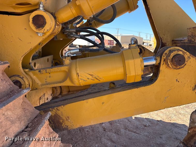 image for item EF6237 2008 Caterpillar D8T dozer