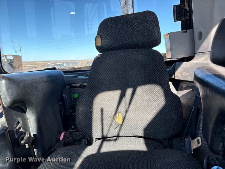 image for item EF6237 2008 Caterpillar D8T dozer