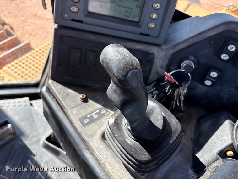 image for item EF6237 2008 Caterpillar D8T dozer