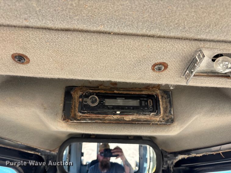 image for item EF6237 2008 Caterpillar D8T dozer