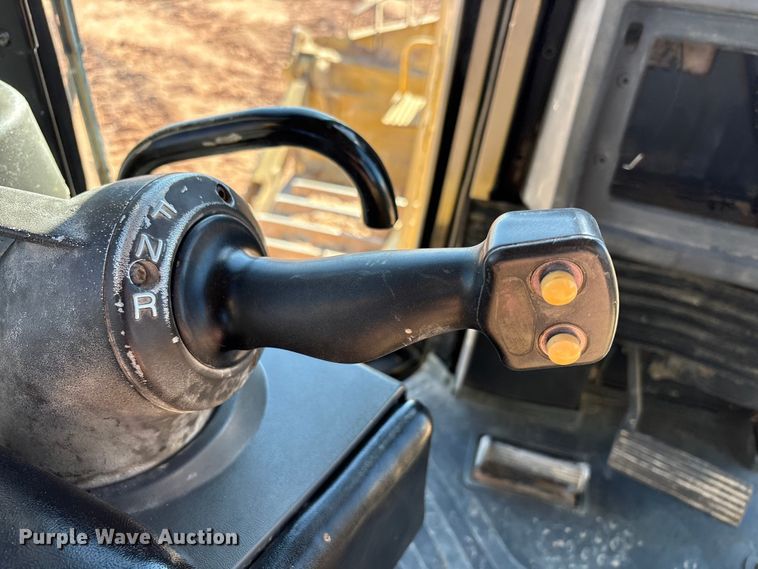 image for item EF6237 2008 Caterpillar D8T dozer