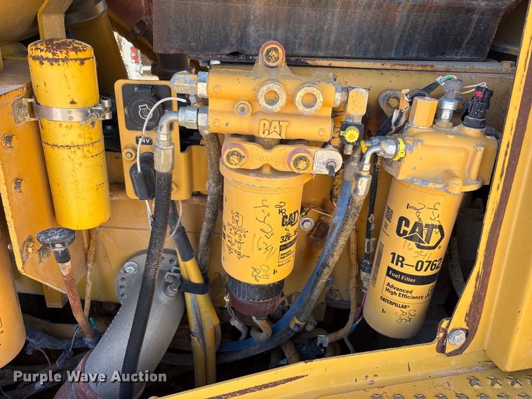 image for item EF6237 2008 Caterpillar D8T dozer