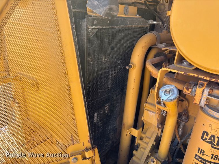 image for item EF6237 2008 Caterpillar D8T dozer