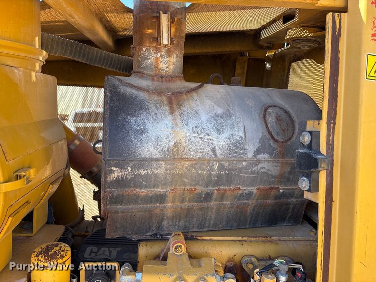 image for item EF6237 2008 Caterpillar D8T dozer