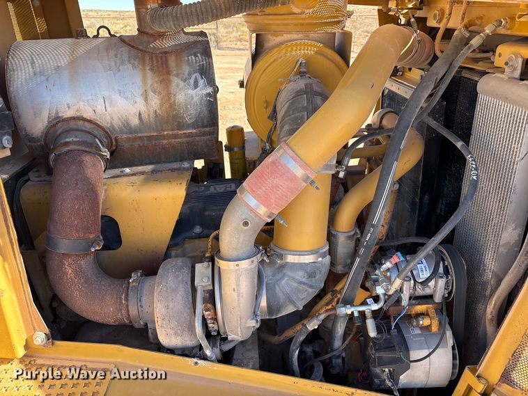 image for item EF6237 2008 Caterpillar D8T dozer
