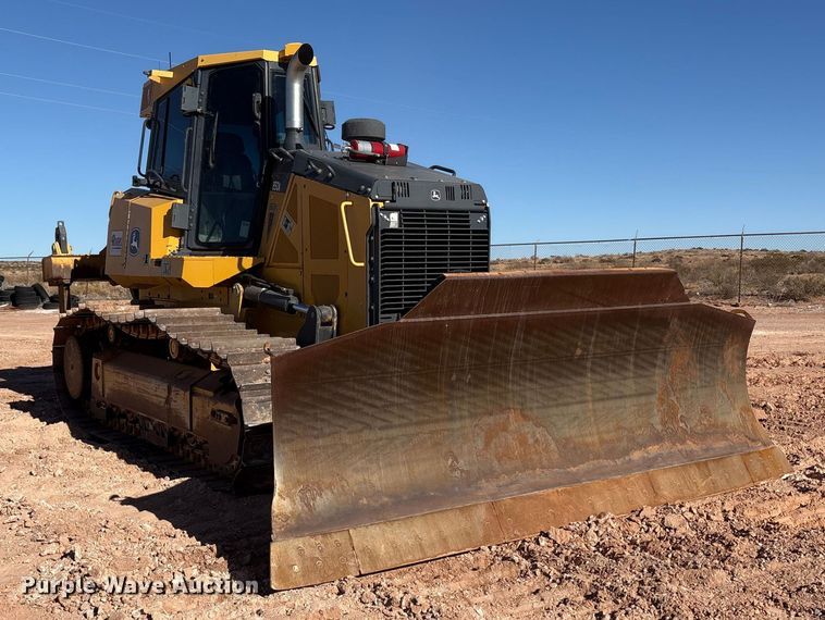 image for item EF6238 2019 John Deere 850K dozer