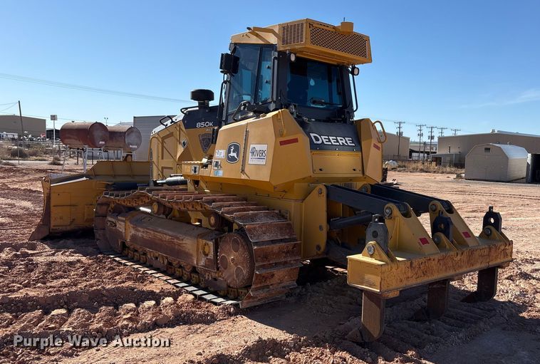 image for item EF6238 2019 John Deere 850K dozer
