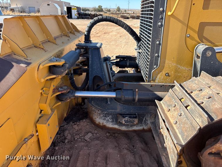 image for item EF6238 2019 John Deere 850K dozer