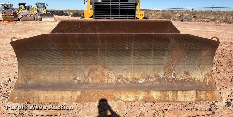 image for item EF6238 2019 John Deere 850K dozer