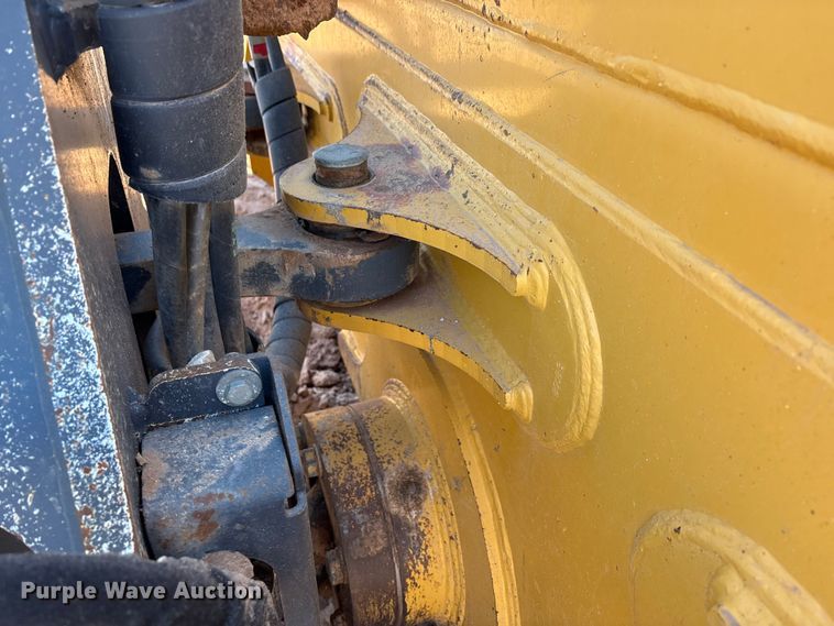 image for item EF6238 2019 John Deere 850K dozer